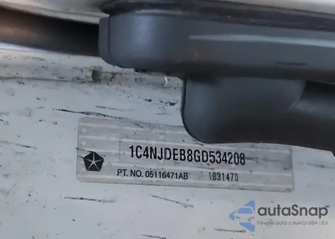 2016 Jeep Compass High Altitude Edition z USA, uszkodzony, nr VIN 1C4NJDEB8GD534208